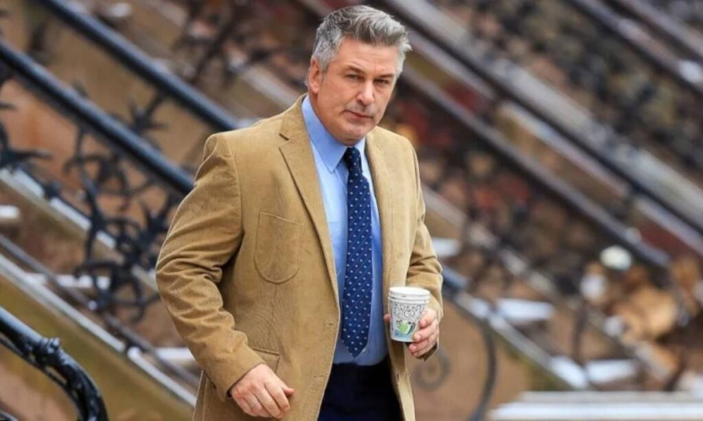how-alec-baldwins-height-influences-his-on‑screen-roles