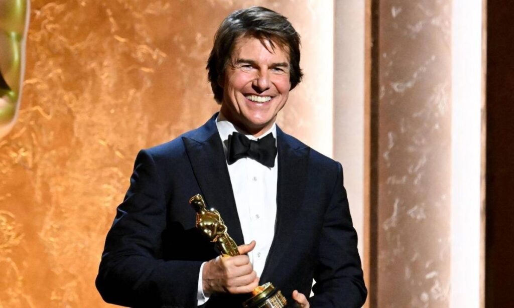 short-king-standing-among-other-short-kings