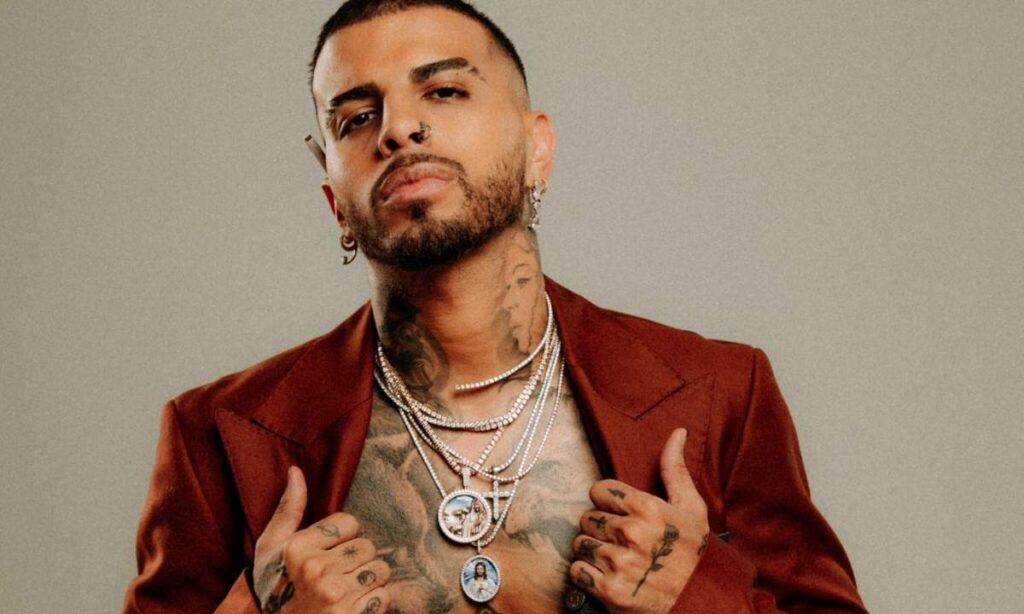 how-fans-perceive-rauw-height