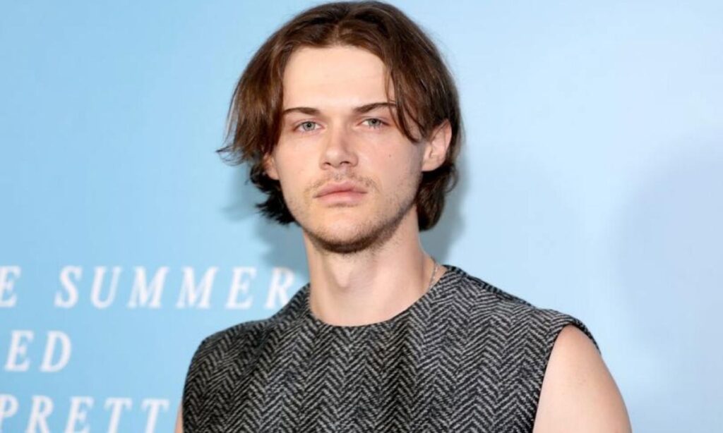 who-is-christopher-briney